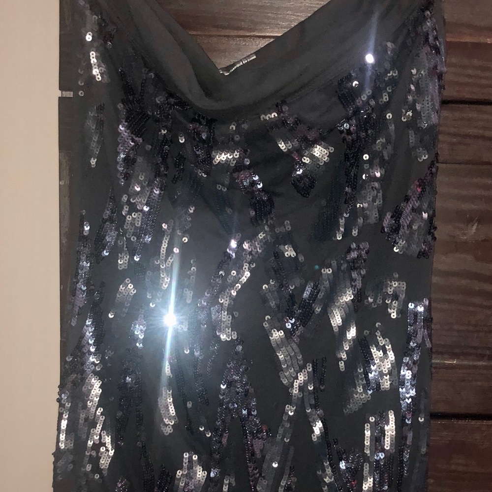 Strapless top